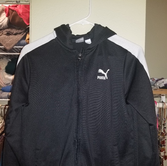 Puma zip up hoodie - Picture 1 of 2
